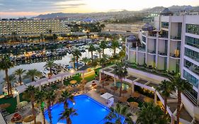 יו מג'יק פאלאס